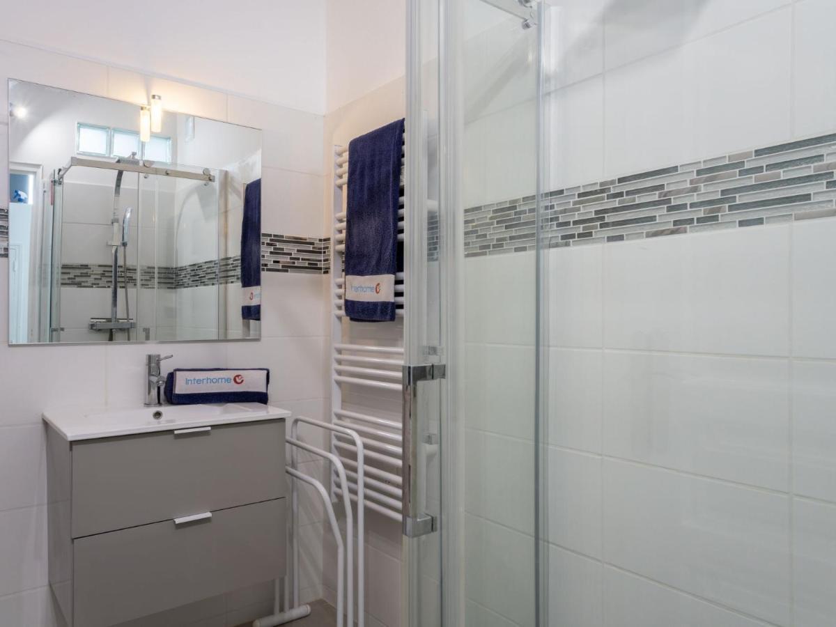 Holiday Home Les Terrasses De L'Eau Blanche-4 By Interhome Cavalaire-sur-Mer Exterior photo