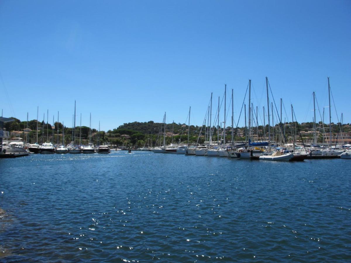 Holiday Home Les Terrasses De L'Eau Blanche-4 By Interhome Cavalaire-sur-Mer Exterior photo