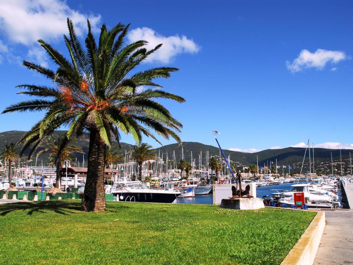 Holiday Home Les Terrasses De L'Eau Blanche-4 By Interhome Cavalaire-sur-Mer Exterior photo
